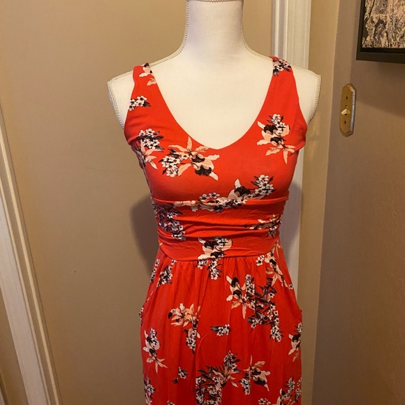 ST TROPEZ Dress Small. - Picture 3 of 9